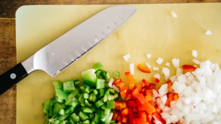 How to Chop Vegetables Safely and Efficiently
