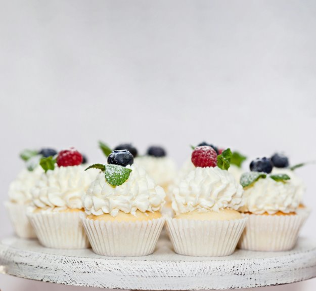 cream cheese frosting sugar