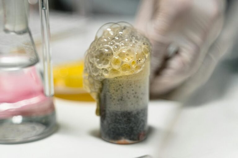 vinegar household reaction guide